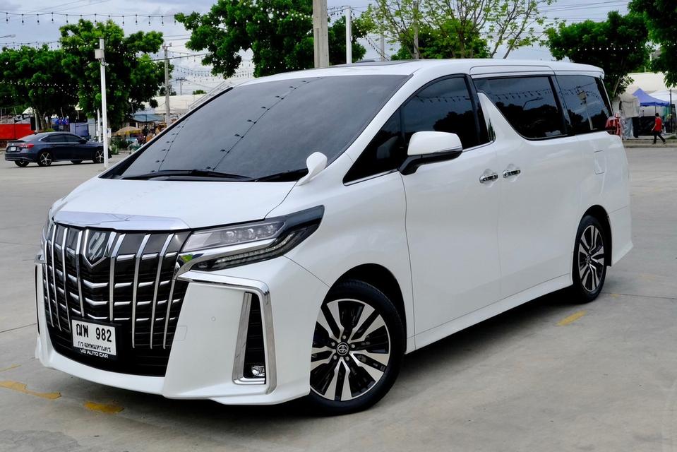 OYOTA Alphard 3.5L SC Package เครื่องยนต์: เบนซิน   เกียร์: ออโต้  ปี: 2022   สี: ขาว  ไมล์แท้: 2x,xxx กม 1