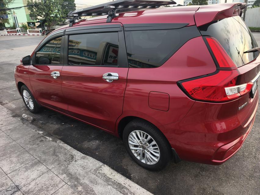 รถ MPV Suzuki ertiga 3