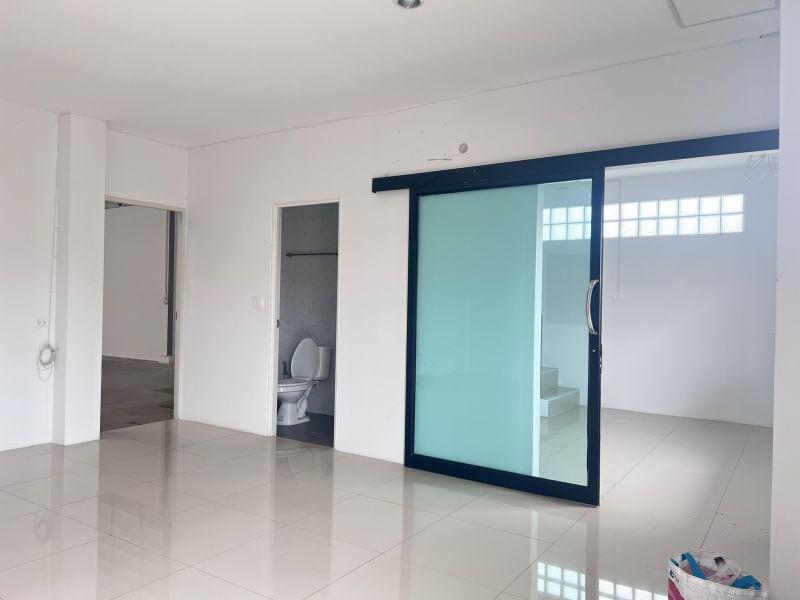 โกดังพร้อมออฟฟิศ 3 ชั้น ให้เช่า | ลำลูกกา คลอง 3 ปทุมธานี 20