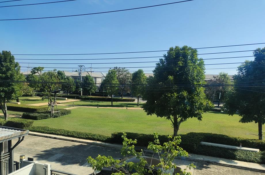 ขายขาดทุน บ้านเดี่ยว 2 ชั้น  ใกล้ฟิวเจอร์พาร์ครังสิต  วิวสวนใหญ่  สภาพดี ยังไม่เคยอยู่อาศัย 5