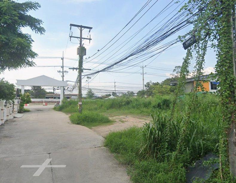 ขายที่ดินบางเสร่ทำเลดี 144 ตรว. ถมแล้วติดถนนเส้นสุขุมวิท3 ใกล้ตลาดปลาบางเสร่2กม. อ.สัตหีบ จ.ชลบุรี 1