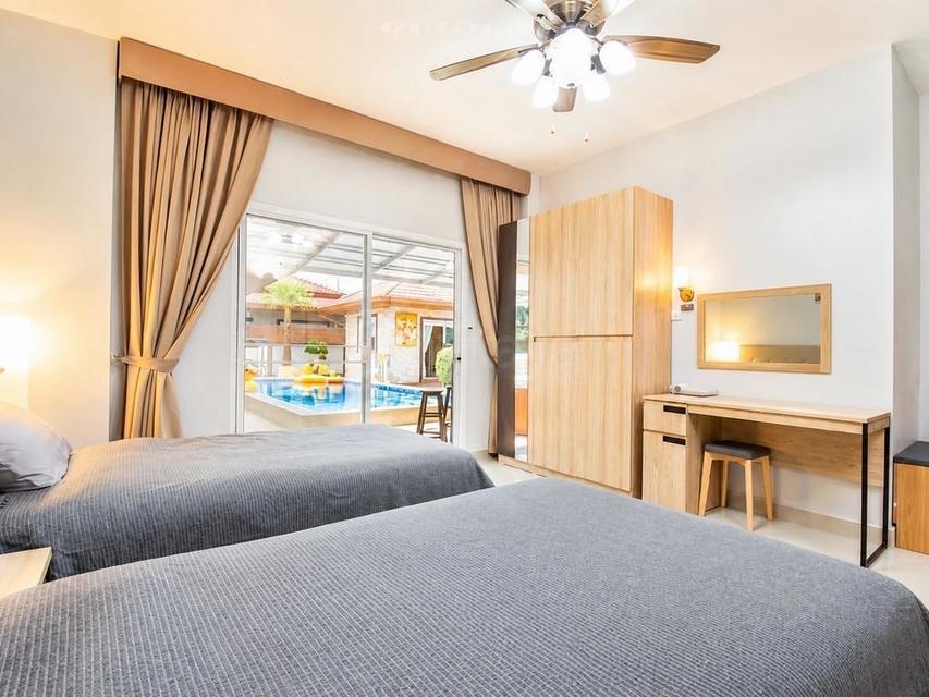 For Rent — Resort-Style Pool Villa at Middle House Pool Villa, Central Pattaya 160sqw 640sqm 6bedrooms 7bathrooms total 3 houses 17