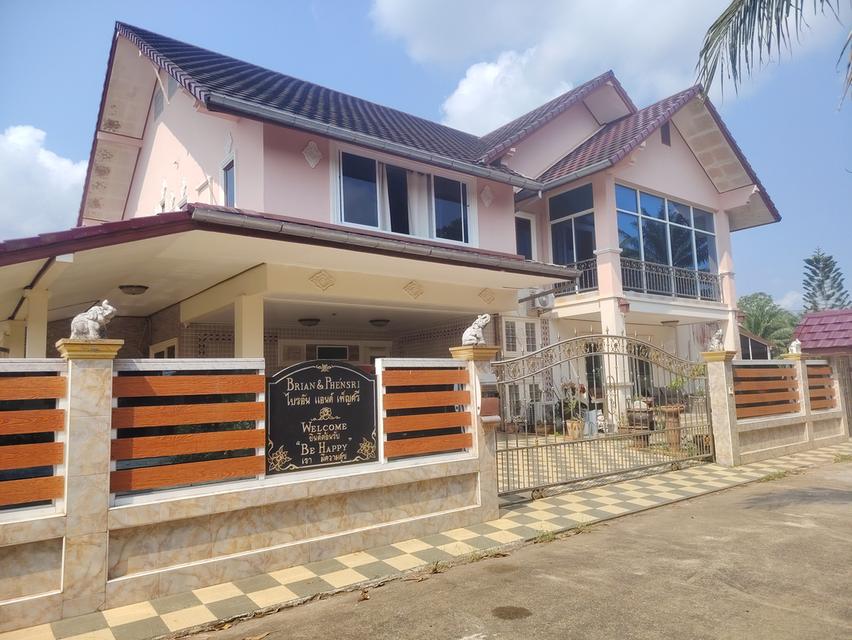 ขายบ้านเดี่ยว #ติดถนนหลัก หลังใหญ่ เนื้อที่ 3 งาน 43 ตรว. 🏠 ม.ซันนี่วิลล์ ซ.วัดประเดิม #เมืองชุมพร 💒 3 ห้องนอน 3 ห้องน้ำ 1ครัว ห้องโถงด้า 2