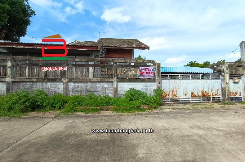 บ้านเดี่ยว 2 ชั้น หมู่บ้าน พัฒนสมบัติ เนื้อที่ 99 ตรว ซอยฉิมพลี 28 แขวงฉิมพลี เขตตลิ่งชัน กรุงเทพมหานคร 1