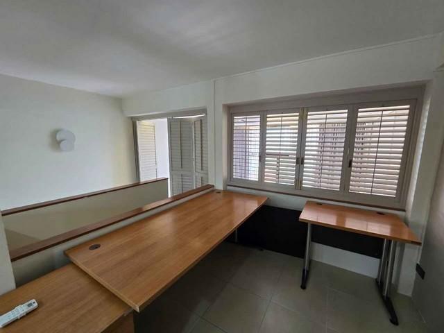 MTR53 ให้เช่า Home Office หรู 4 ชั้น สุขุมวิท 49 พื้นที่ 260 ตร.ม. เพดานสูง โปร่งสบาย พร้อมเครื่องล้างจาน & Walk-in Closet 11