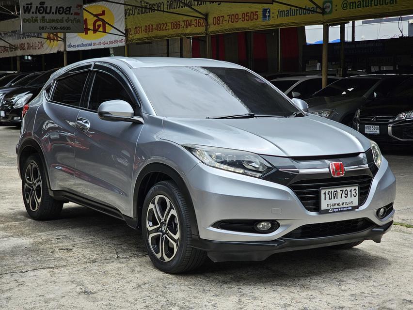 HONDA HR-V 1.8 E CVT ปี 17 AT