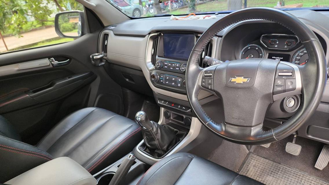 chevrolet colorado 2.5 lt z71 สีน้ำเงิน รถบ้านใช้มือเดียว ถูกใจแน่นอน 4