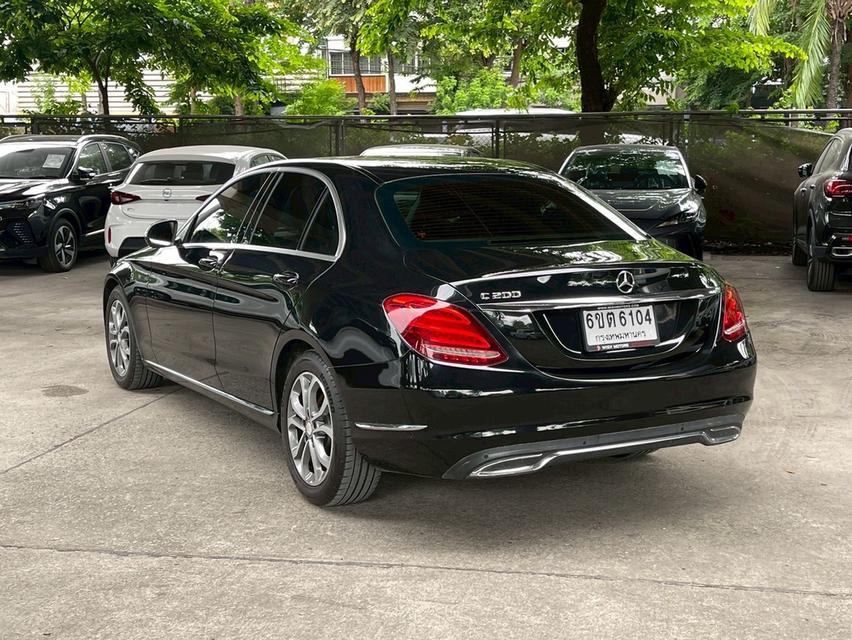 รหัสรถ WMT6104 BENZ C200 ปี 2015