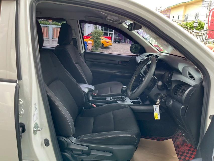 TOYOTA REVO 4 ประตู รุ่น ENTRY  เครื่อง2.4cc.เกียร์AUTO ปี 2024 รถสภาพสวย พร้อมใช้งาน! ไมล์แท้100%คะวิ่งมาน้อยมากๆคะ22,xxxกิโล 7