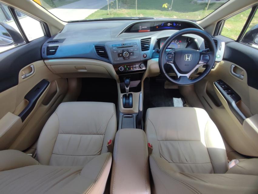 Honda Civic 1.8 S 2013 4