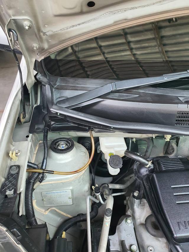 Nissan March 1.2EL ปี 2011 สีบรอนซ์เงิน ออโต้ รถมือ1 9