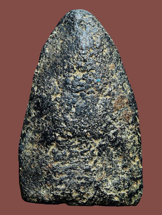 หลวงปู่ทวดเนื้อว่าน วัดช้างให้ พิมพ์กรรมการ เก่า เนื้อจัดๆ รูปที่ 2