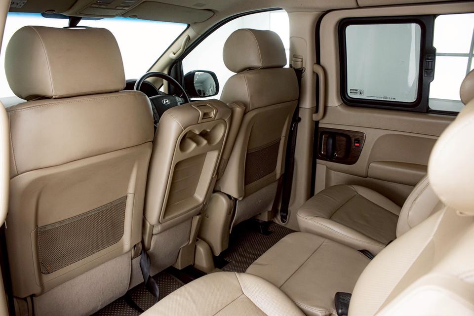 ✨ HYUNDAI H-1 2.5 DELUXE AT ปี 2019 ตู้ 11 ที่นั่งยอดนิยม รูปที่ 11