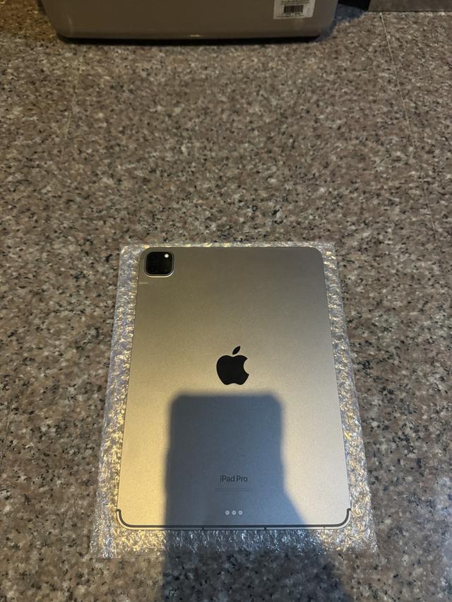 ขายๆๆๆถูกๆๆiPadPro11นิ้วM2สีSpace Gray 256กิ๊กWifi Celluer ใส่ซิมได้ใช้งานดีทุกๆฟังชั่นสูนTrueทุกๆฟังชั่นรีสโตได้ตลอดไม่มีติดไอคราวModel TH/A ( จอขาวจ 2