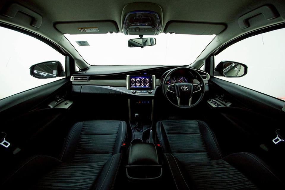 ✨ TOYOTA INNOVA 2.8 CRYSTA AT ปี 2022 ตัวท็อป Crysta รูปที่ 17
