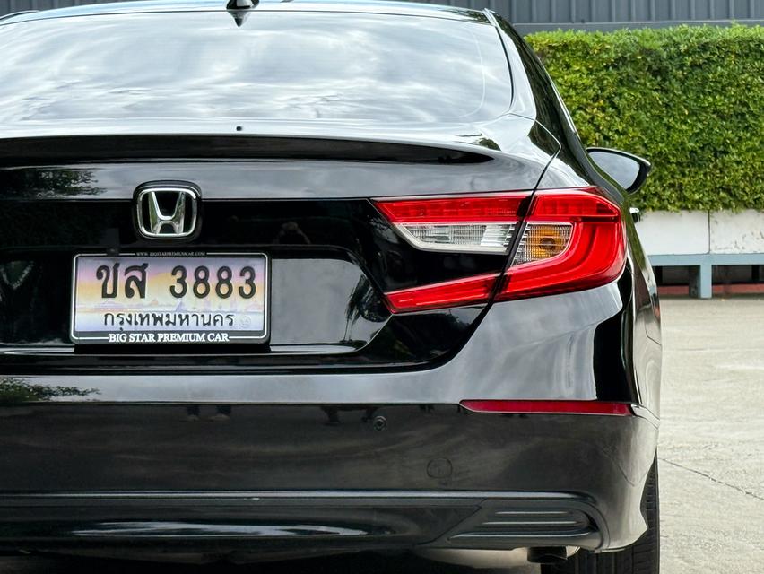 2022 HONDA ACCORD 1.5 TURBO รถมือเดียวออกป้ายแดง วิ่งน้อยเพียง 70,000 กม รถเข้าศูนย์ตรงระยะ รถไม่มีอุบัติเหตุครับ 9