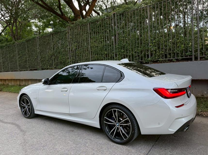 BMW 330e M-Sport ปี 2020 Bsi ยังเหลือถึง 25/08/2026 รูปที่ 5