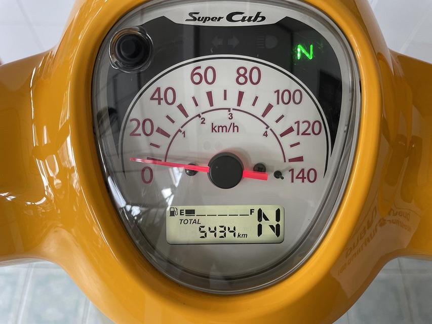 รูป Super Cub โฉม2021 ไมล์ดิจิตอล สภาพซื้อจอด รถสภาพดี วิ่งน้อย เครื่องเดิมแห้งๆ ชุดสีไร้รอย เอกสารครบ วิ่ง5000 กลางปี64 4