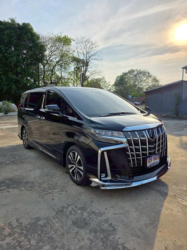 Toyota ALPHARD 2.5SC PACKAGE สีดำ ปี 2023 ไมล์ 28,000 กม. รูปที่ 3