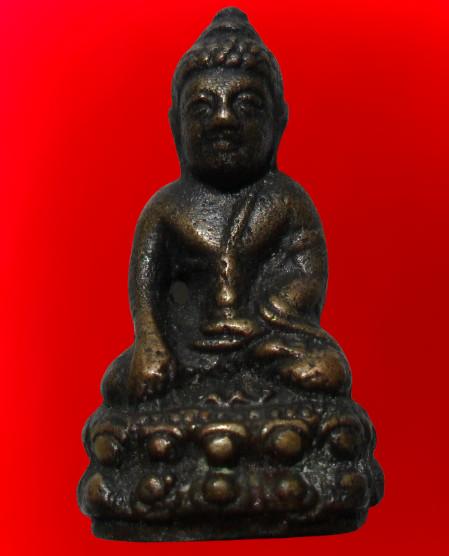 พระหล่อเนื้อชินตะกั่วเก่าค่ะ รูปที่ 19