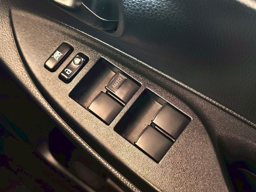 รหัสรถ CAT1227 2014 TOYOTA YARIS 1.2 ออโต้ มือเดียว!  13