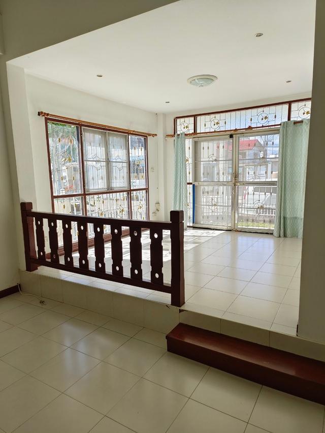 ขายบ้านทาวเฮ้าส์ห้องมุม อยู่หัวหินซอย 6 ใกล้ถนนเพชรเกษม 3