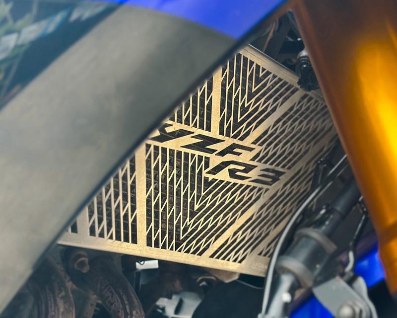 YZF - R 3 11