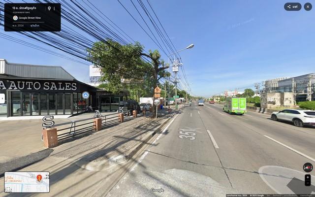 โชว์รูมพร้อมที่ดิน ติดถนนประเสริฐมนูญกิจ ตั้งอยู่บนทำเลทอง ทำเลที่มีศักยภาพ
