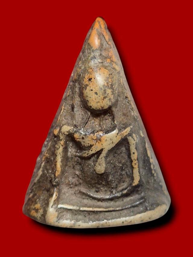 พระกรุ พระเครื่อง นางพญา