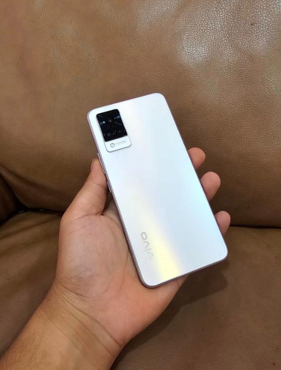 Vivo V21 ราคาถูกๆ