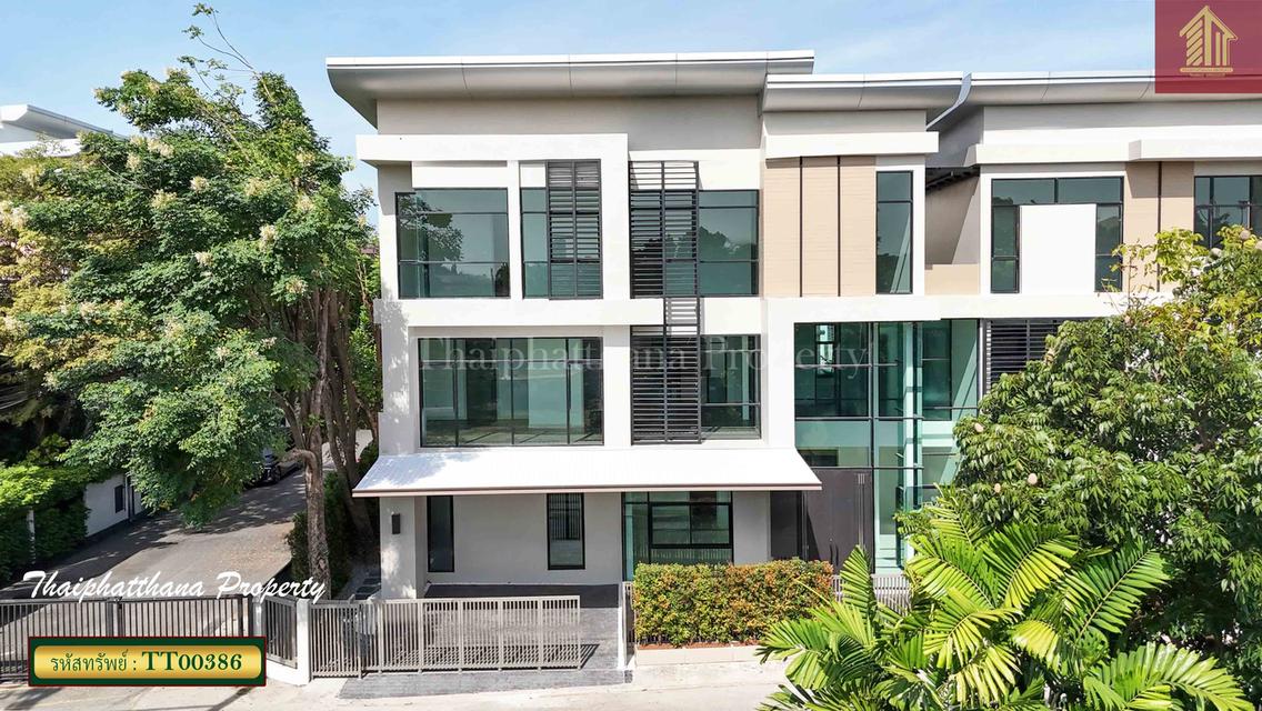 The Zenith เดอะ ซีนีธ วังทองหลาง 1