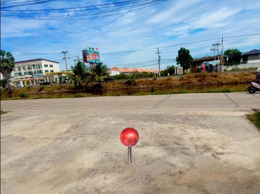 ที่ดิน123 ตารางวา ขายราคา 3,450,000บาท ค่าโอน คนซื้อคนขายจ่ายคนละครึ่ง ถ้าที่ดินห่างจาก ม.ธรรมศาสตร์รังสิต 2 กิโล ไม่เกิน 2 กิโลค่ะ รูปที่ 3