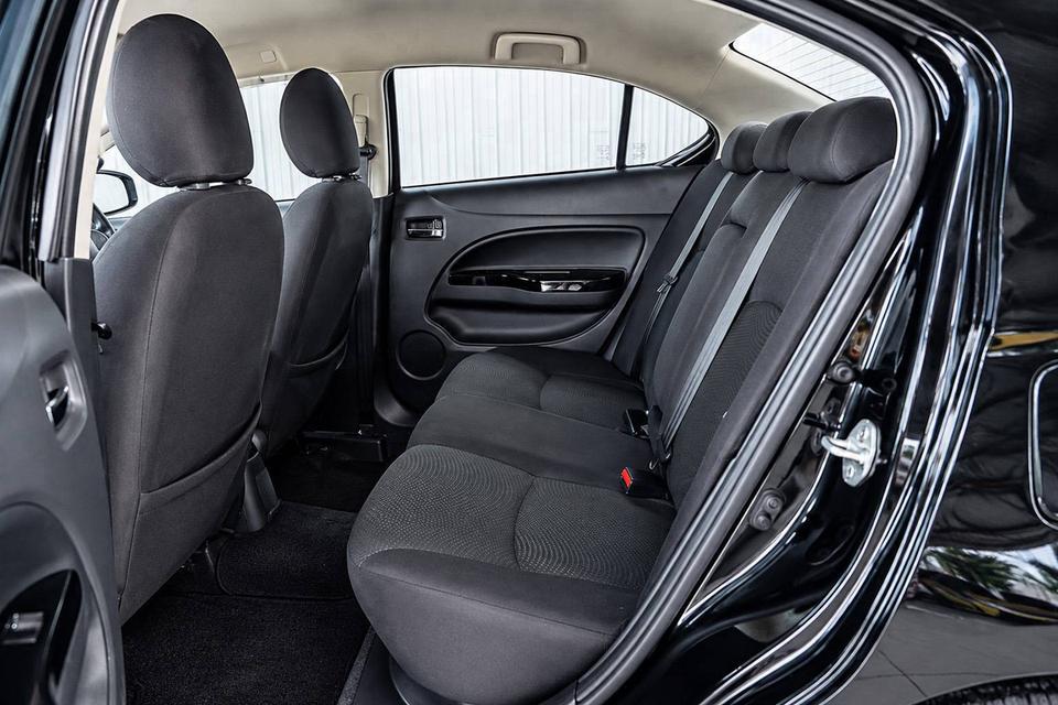 MITSUBISHI ATTRAGE, 1.2 GLX ปี 2019 สีดำ โฉม ปี12-ปัจจุบัน รูปที่ 11