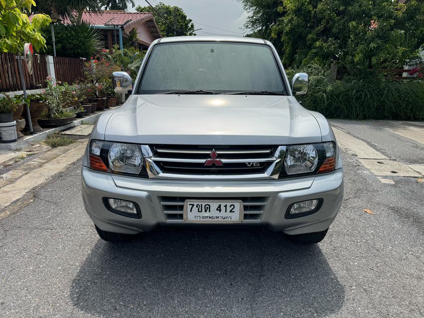 Mitsubishi Pajero 2001