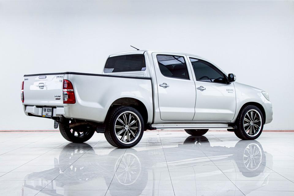 TOYOTA VIGO 2.5 G PRERUNNER DOUBLE CAB 2013