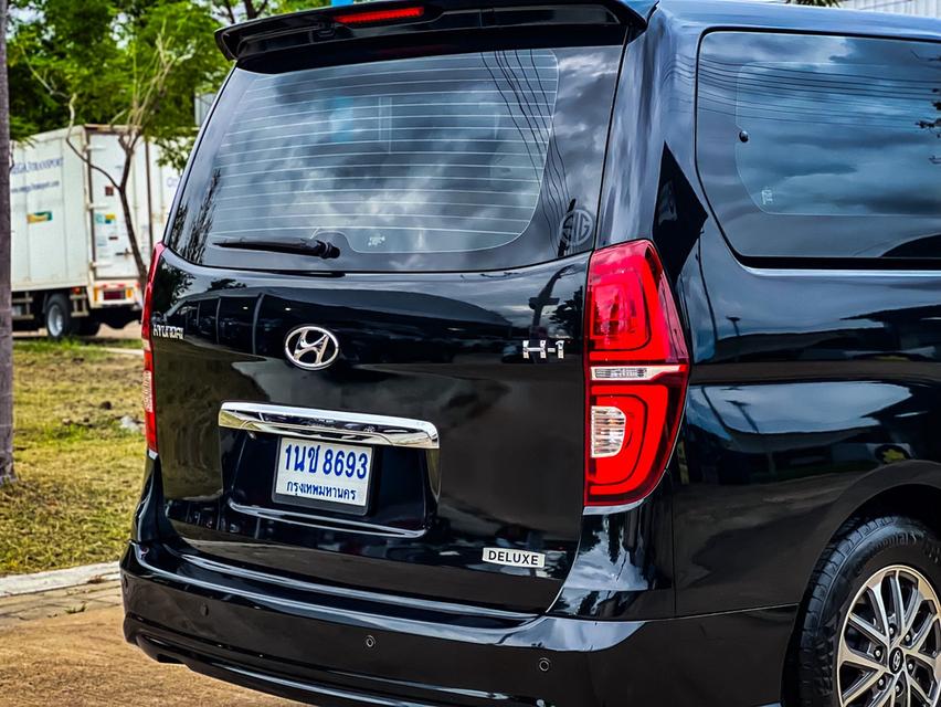 ขสย Hyundai H1 2.5Deluxe ปี20 8