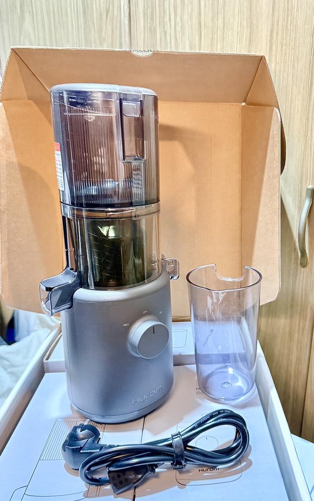 เครื่องสกัดน้ำผักผลไม้ Hurom H310A