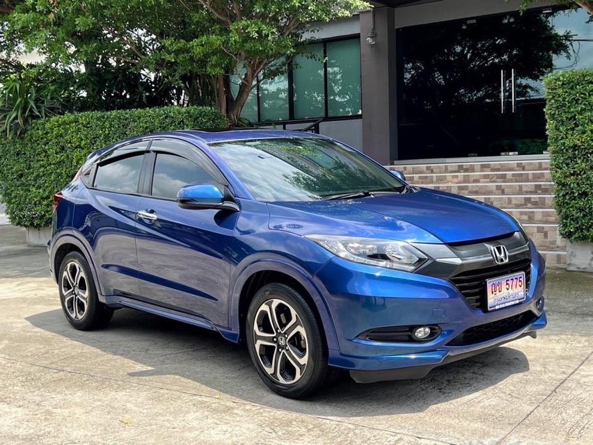 2017 HONDA HRV 1.8 EL รถมือเดียวออกป้ายแดง รถวิ่งน้อย เข้าศูนย์ทุกระยะ ไม่เคยมีอุบัติเหตุครับ