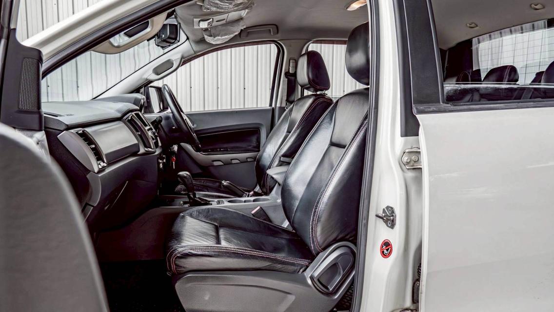 FORD RANGER 2.2 XLT ปี 2016 สีขาวโฉม HI-RIDER DOUBLE CAB รูปที่ 12