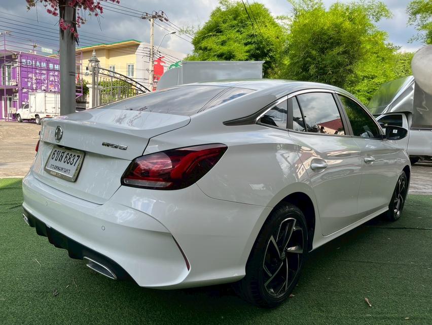 🚗 MG 5 1.5 D AUTO ปี 2024 6