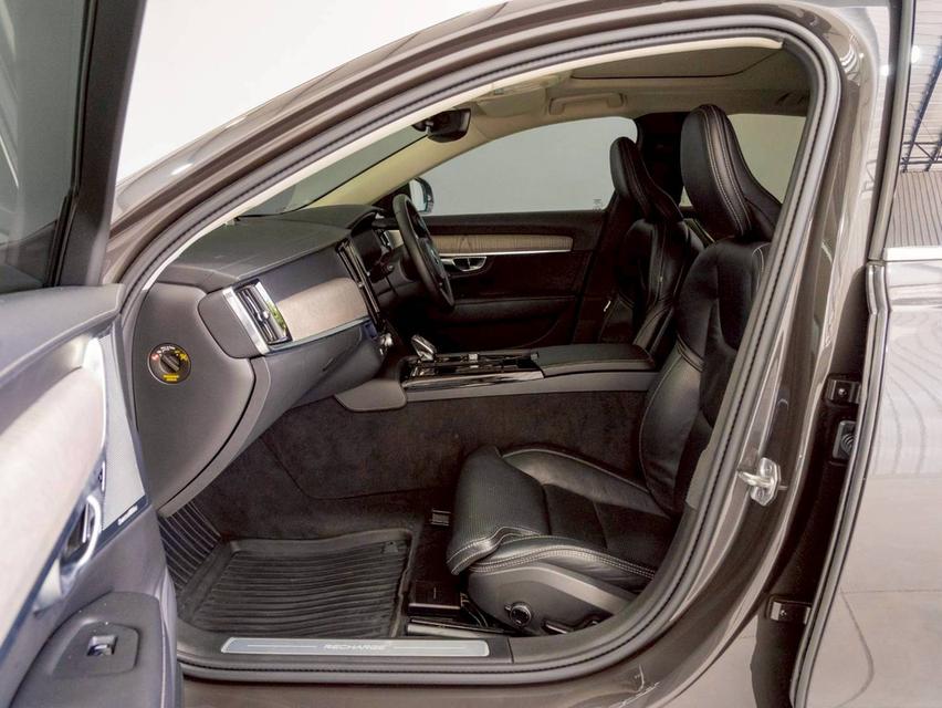 Volvo S90 T8 Plug-in Hybrid ปี22 15