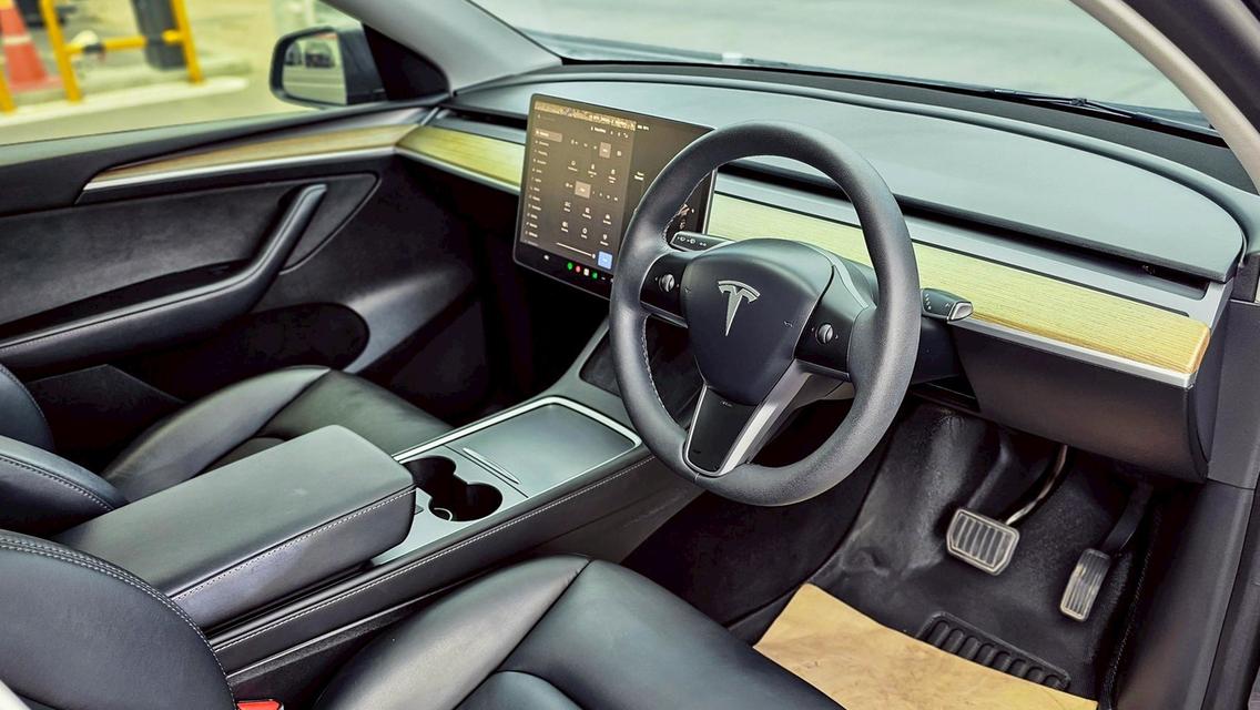 (แจ้งรหัสรถ: AVA6386)⚡️ TESLA Model Y Long Range AWD AT 2023 รูปที่ 11