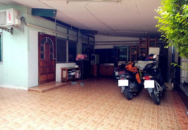 ขายบ้าน หมู่บ้านนักกีฬาแหลมทอง ซอย 5 ถนนกรุงเทพกรีฑา สะพานสูง กรุงเทพมหานคร 3