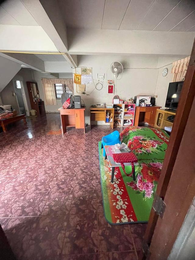 บ้านเดี่ยวพร้อมที่ดิน 11