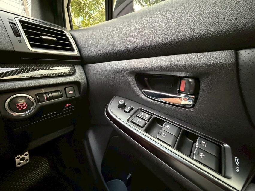 SUBARU WRX ชุดแต่ง STI 2.0L 8 AT AWD Turbo รูปที่ 17