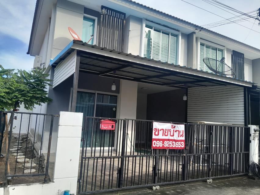 ขายทาวน์เฮาส์ 2 ชั้น 3 ห้องนอน 2 ห้องน้ำ 1
