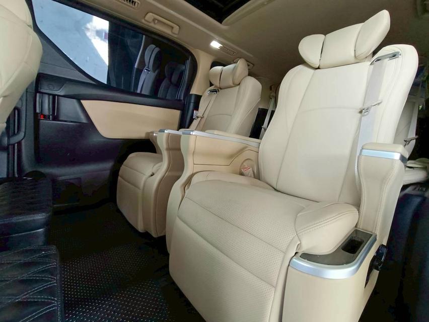 รหัสรถ PEAT9797 🚙🚐TOYOTA ALPHARD​ HYBRID  ปี​ 18 12
