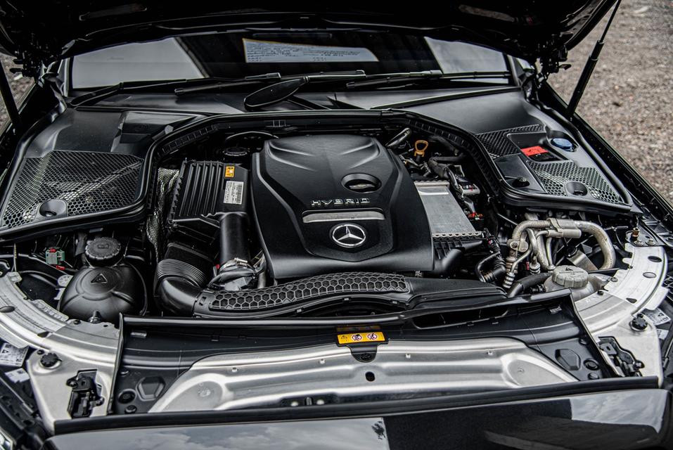 Mercedes-Benz C300e 2.0 AMG Sport W205 AT 2023ไมล์ 116,xxx km. !!! ราคาพิเศษ 799,000 บาท รูปที่ 10