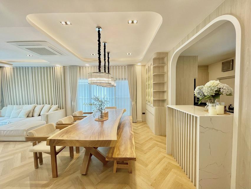 ให้เช่า! บ้านเดี่ยวสุดหรู Centro Bangna 5 ห้องนอน 6 ห้องน้ำ (260 ตร.ม.) ทำเลดีที่สุด: หน้าสวน-ใกล้คลับเฮาส์ 16