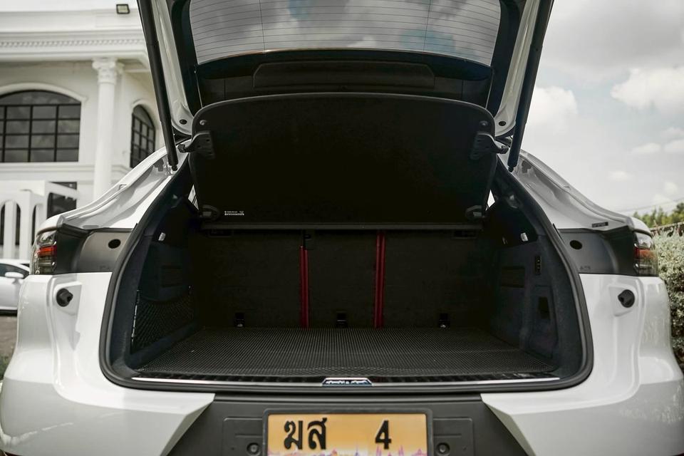 Cayenne Coupe 3.0 V6 e-Hybrid 19